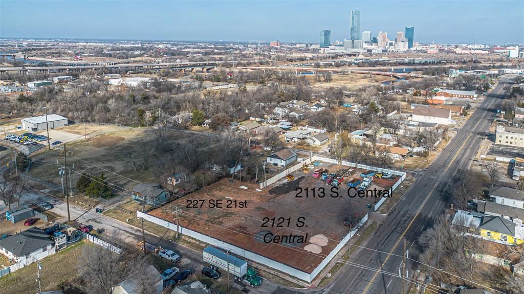 2113 S Central Avenue Property Photo 1