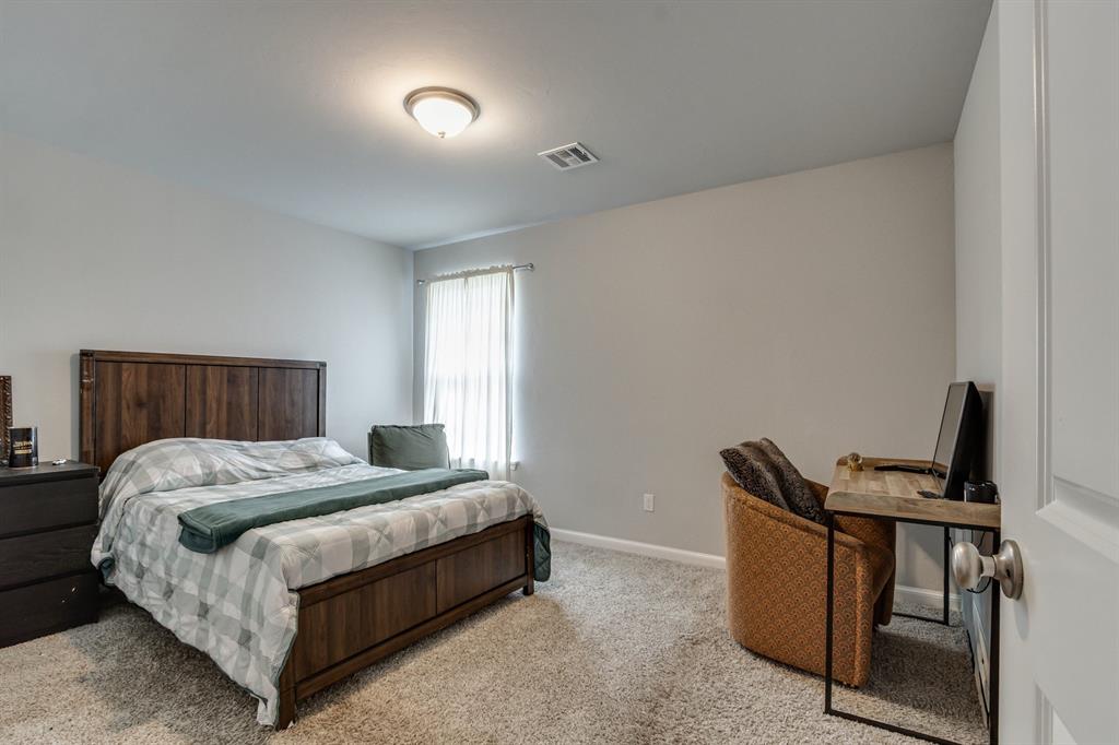 2135 Arcady Avenue Property Photo 15