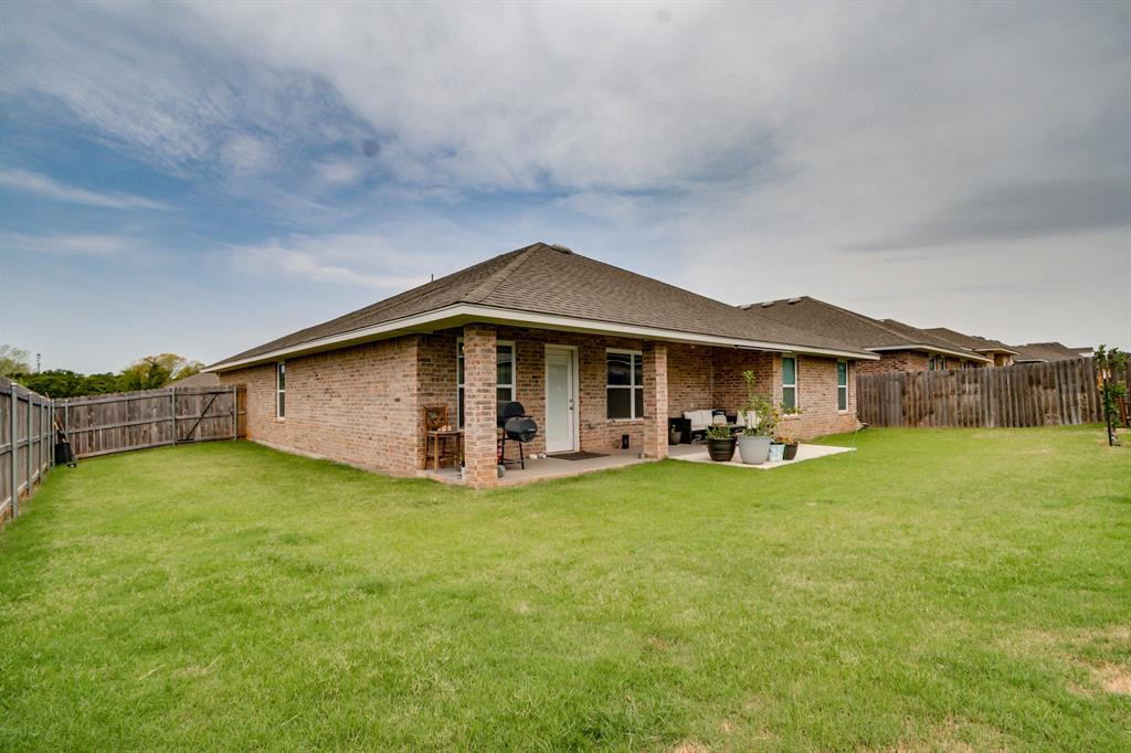 2135 Arcady Avenue Property Photo 24