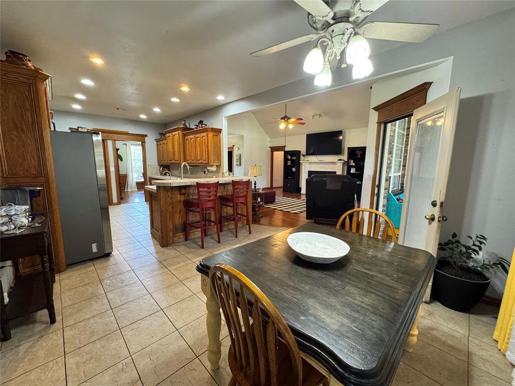 24505 234 Street Property Photo 4