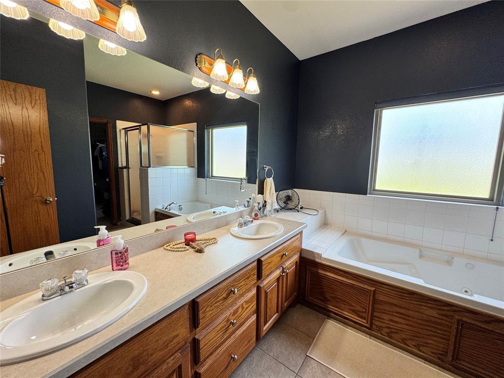 24505 234 Street Property Photo 20