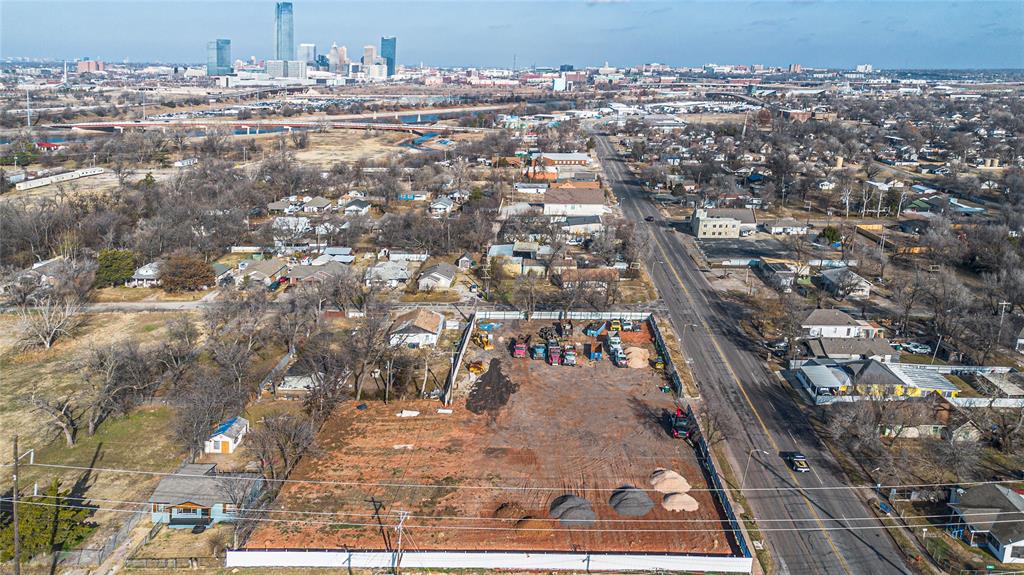 2113 S Central Avenue Property Photo 1