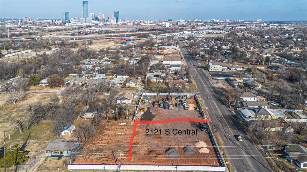 2121 S Central Avenue Property Photo 2