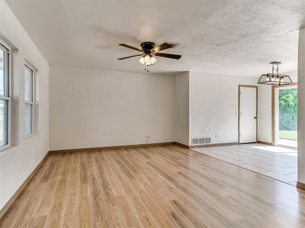 808 Del Haven Drive Property Photo 4