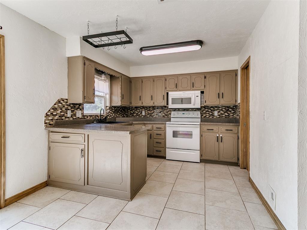 808 Del Haven Drive Property Photo 10