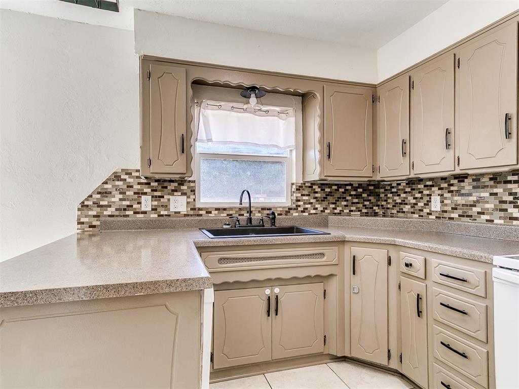 808 Del Haven Drive Property Photo 13