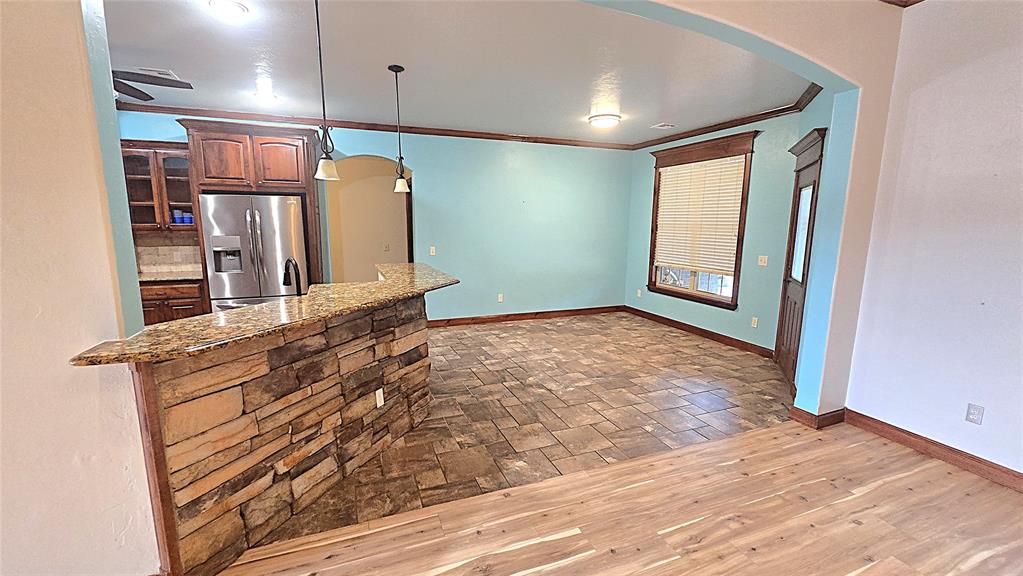 8319 Shadow Lake Drive Property Photo 8