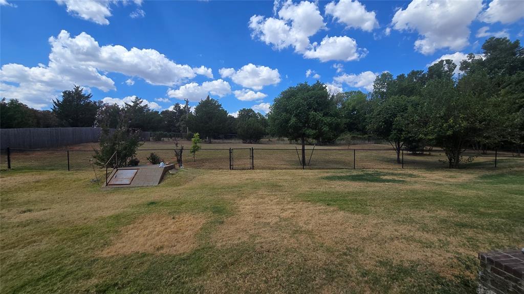 8319 Shadow Lake Drive Property Photo 19