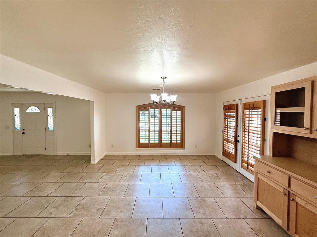 2135 N Lottie Avenue Property Photo 33