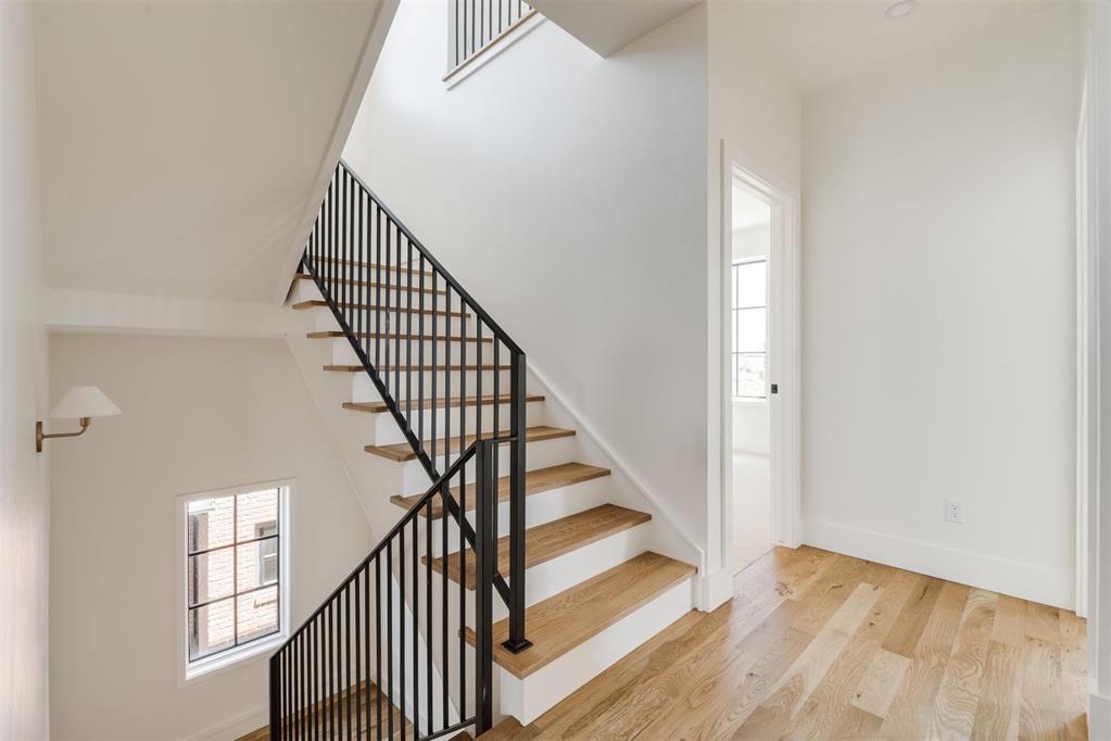 1621 Runway Boulevard Property Photo 14