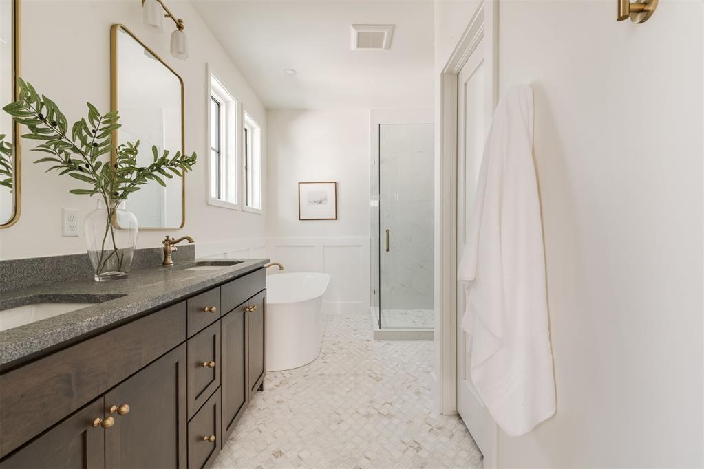 1621 Runway Boulevard Property Photo 17