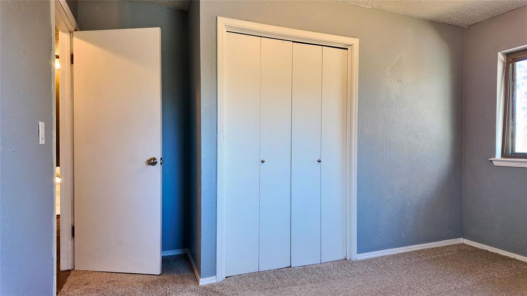 225 N Tunbridge Road Property Photo 32