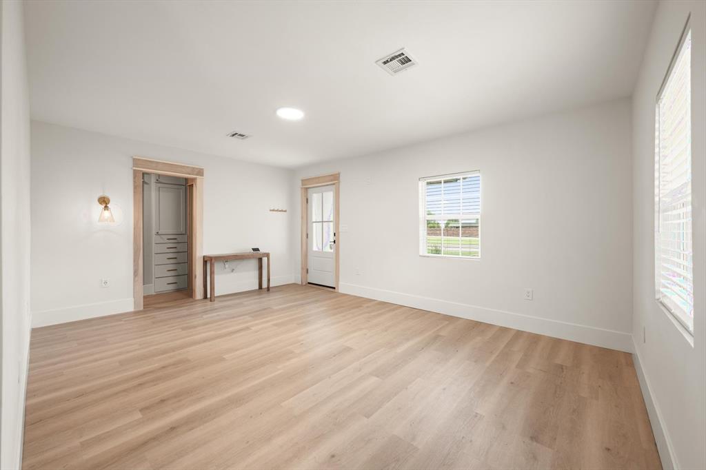 2108 W Harrison Avenue Property Photo 7