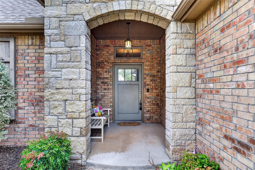 150 Evermay Drive Property Photo 3
