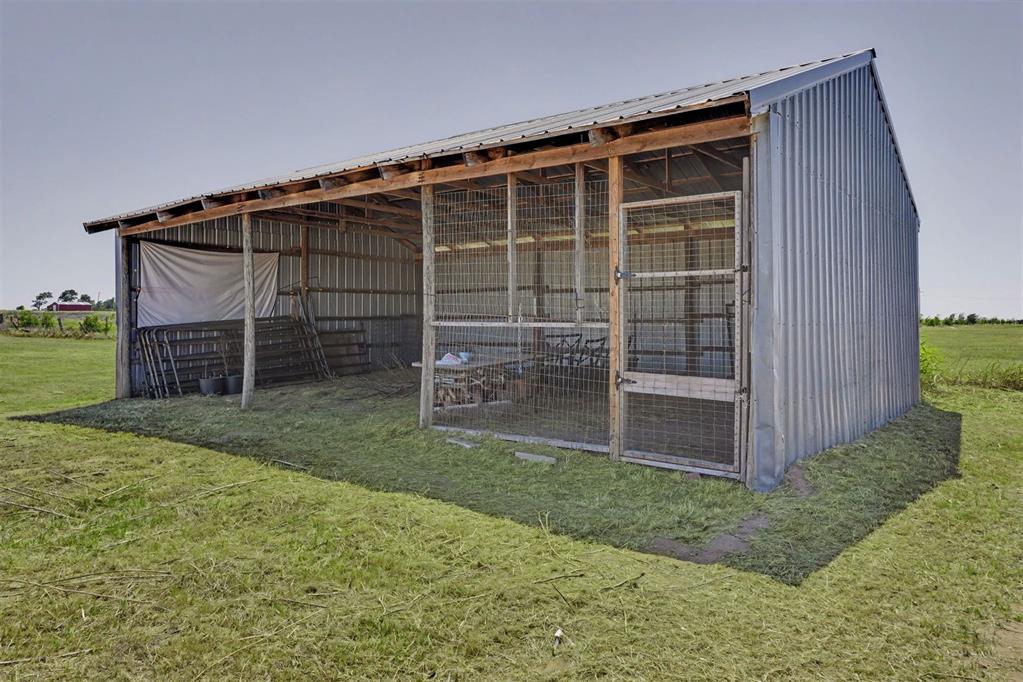 20518 E County Road 157 Property Photo 34