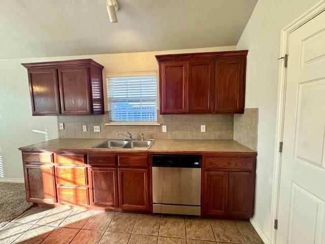 1005 Westridge Drive Property Photo 12