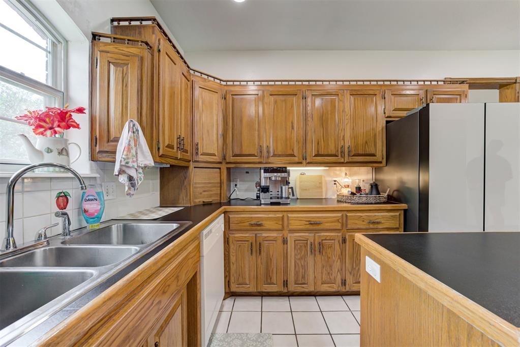 50 Serenada Lane Property Photo 17