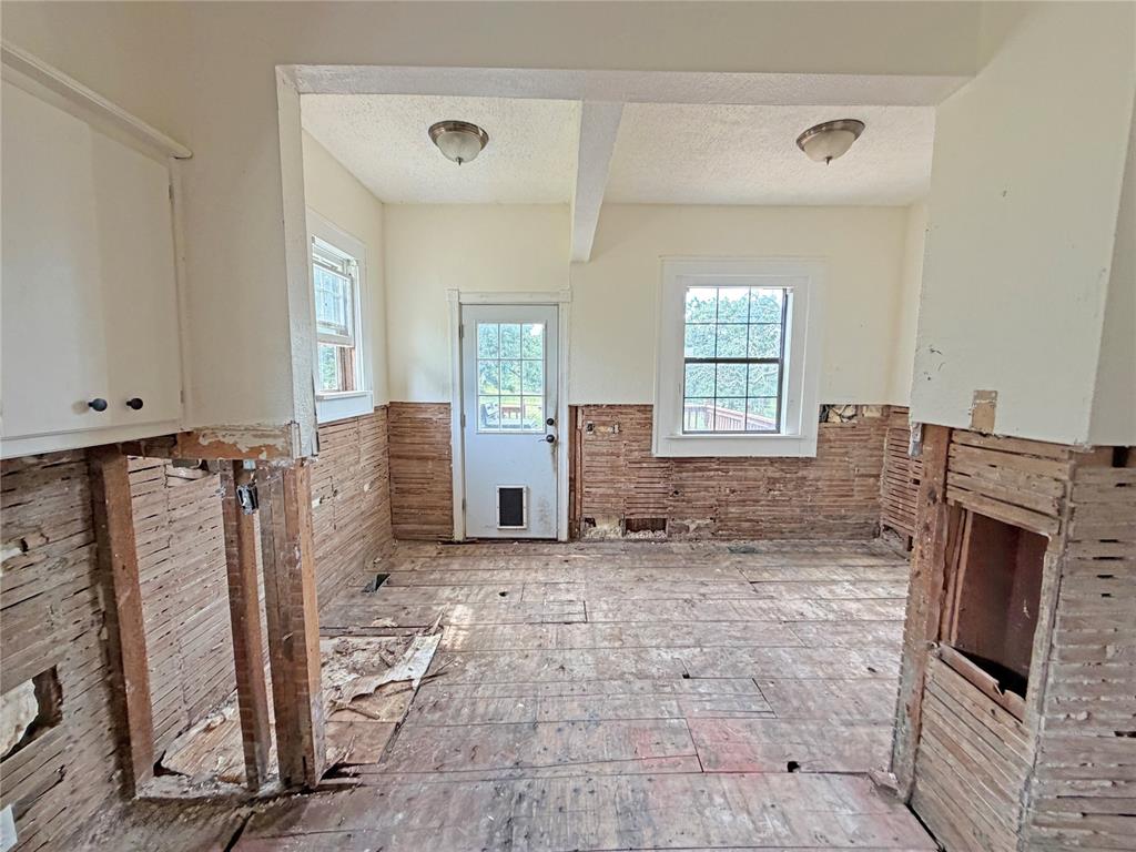 15500 Haley Drive Property Photo 11