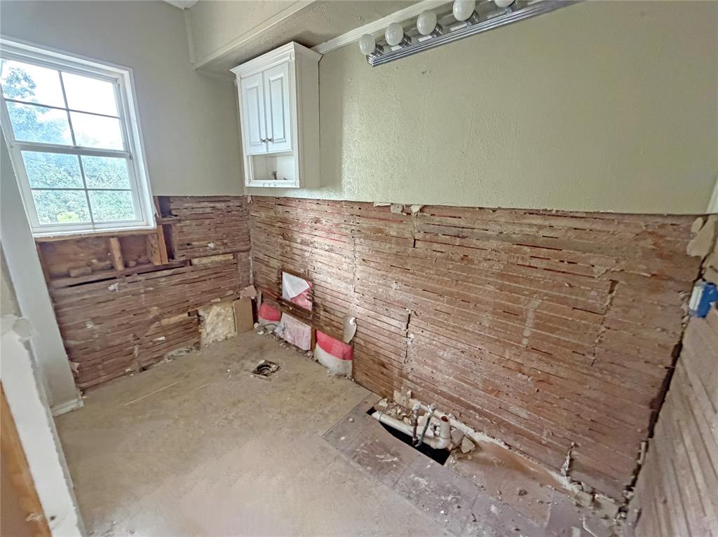 15500 Haley Drive Property Photo 15