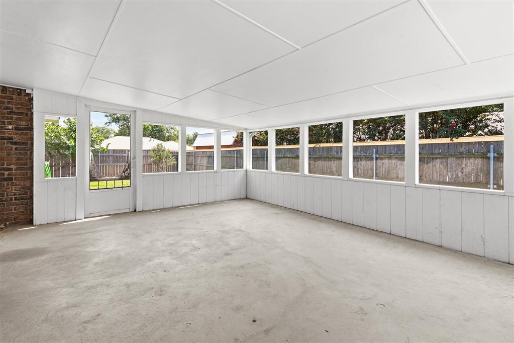 1900 8th Nw Property Photo 30