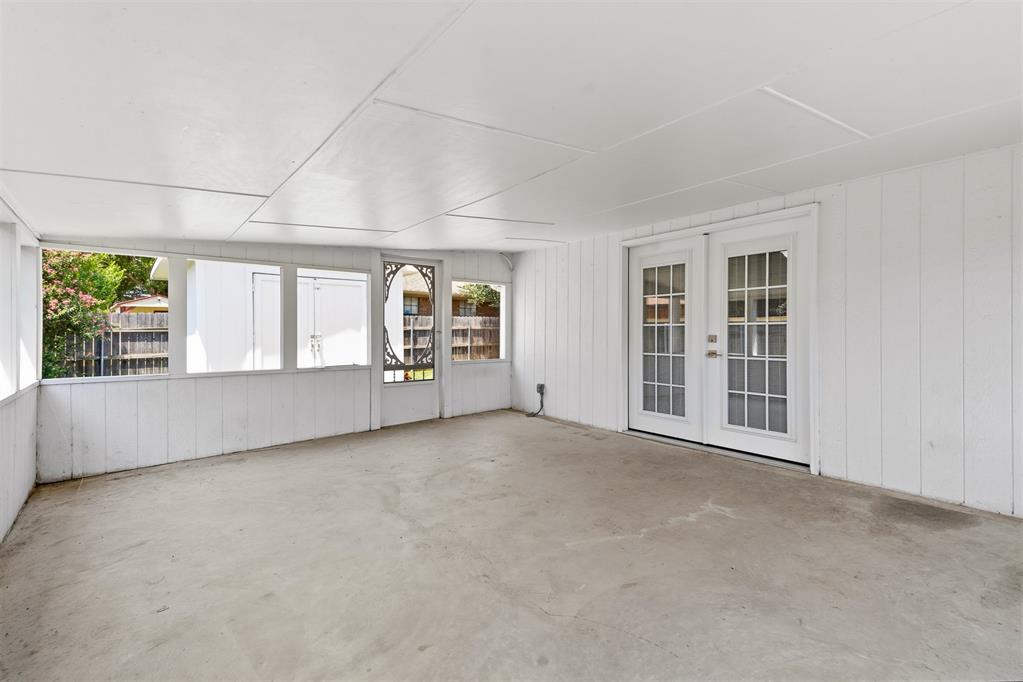1900 8th Nw Property Photo 31