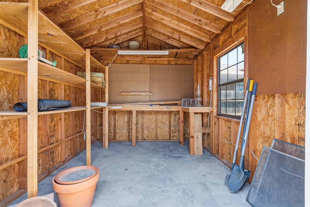 1900 8th Nw Property Photo 34