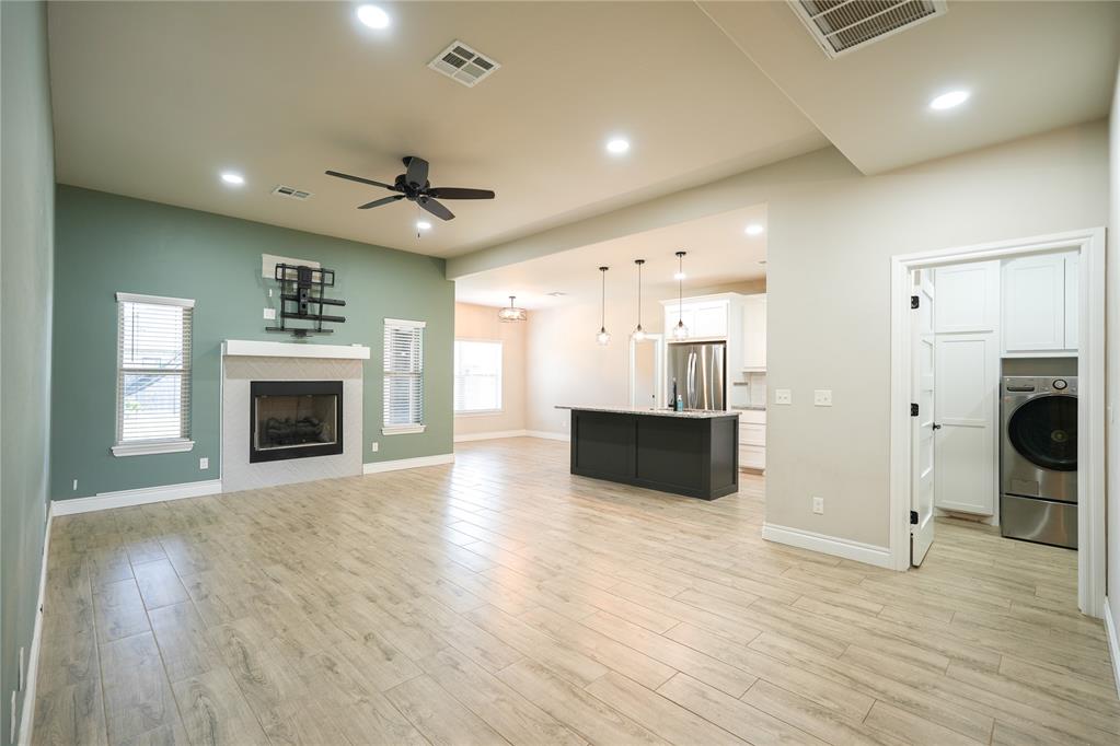 2105 Longhorn Trail Property Photo 6