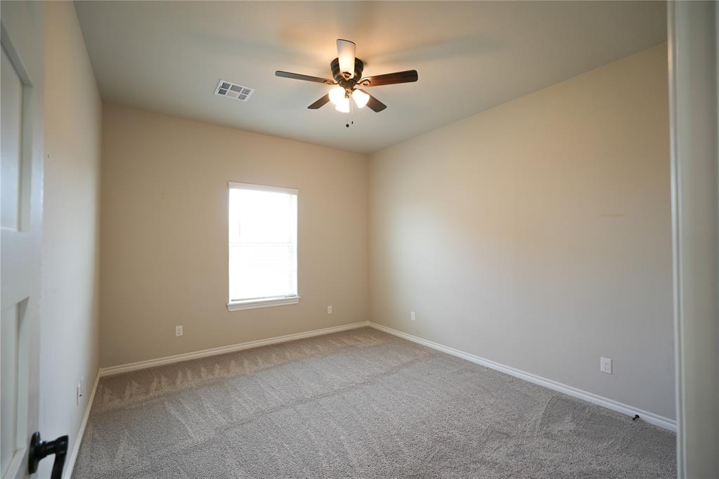 2105 Longhorn Trail Property Photo 12