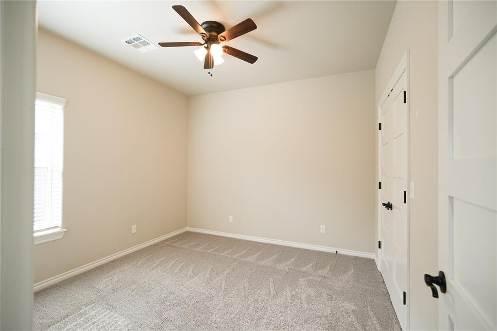 2105 Longhorn Trail Property Photo 18