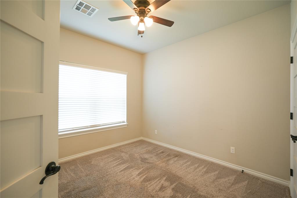 2105 Longhorn Trail Property Photo 21