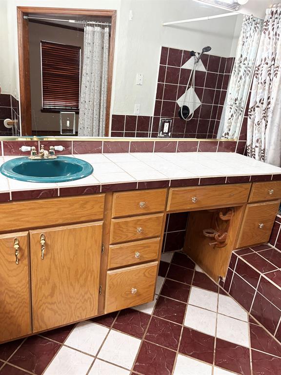 1004 N Eunice Avenue Property Photo 18