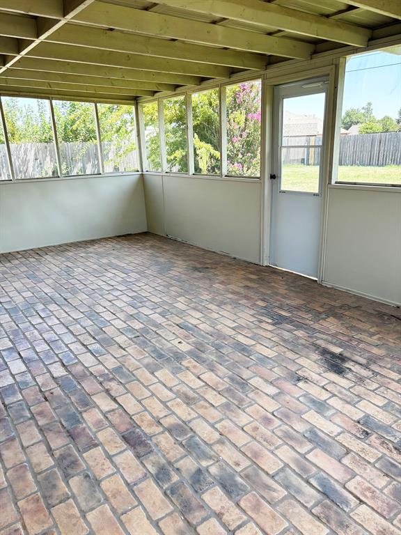 1004 N Eunice Avenue Property Photo 36