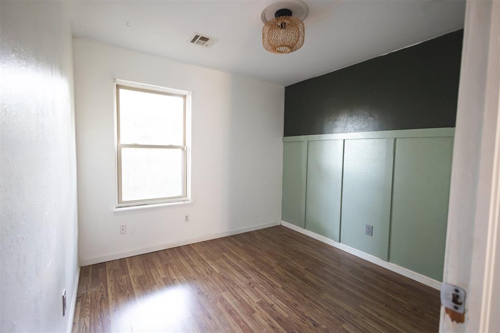 214 Shadybrook Place Property Photo 13