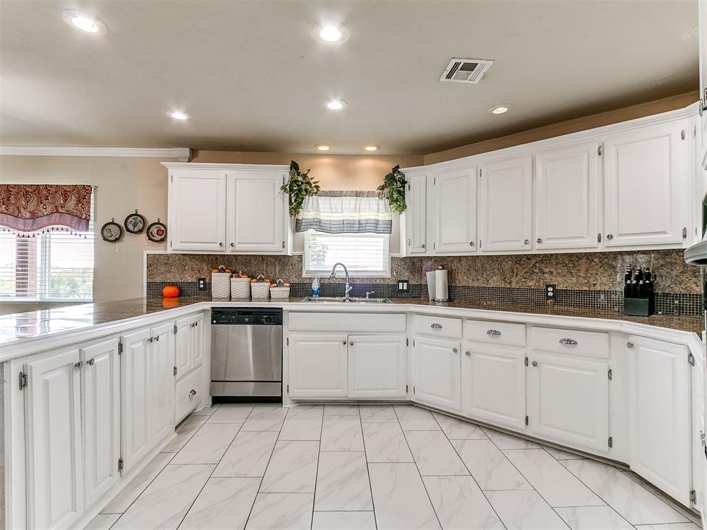 14601 Joseph Avenue Property Photo 8