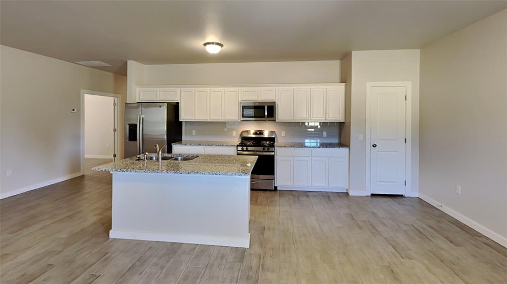 11659 Split Oak Circle Property Photo 8