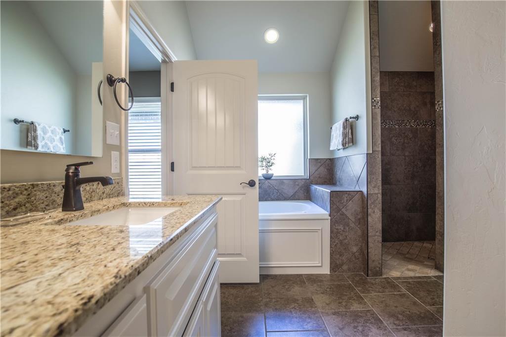 8701 Sw 66th Place Property Photo 8