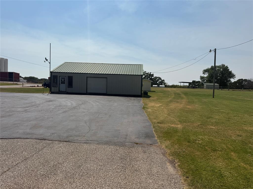 55928 Moccasin Trail Property Photo 11