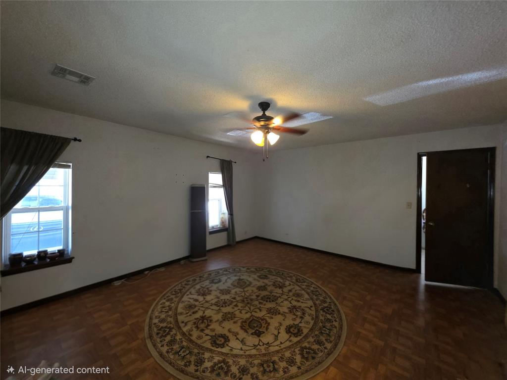 4704 Se 50th Street Property Photo 4