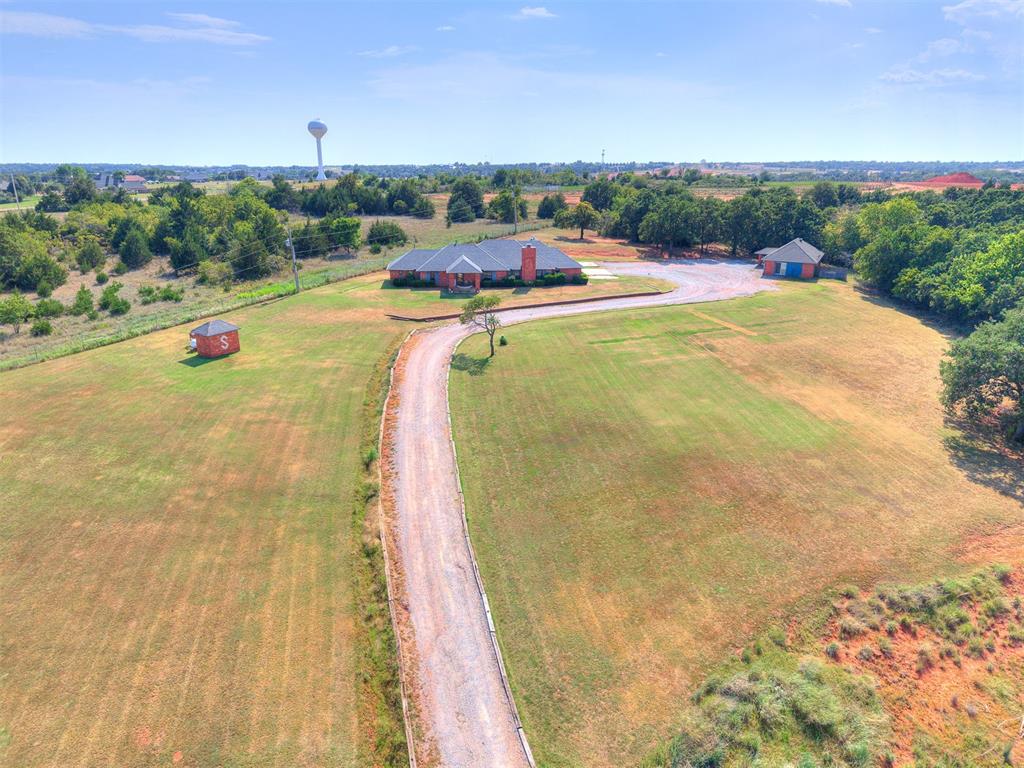 3150 Rolling Hills Drive Property Photo 3