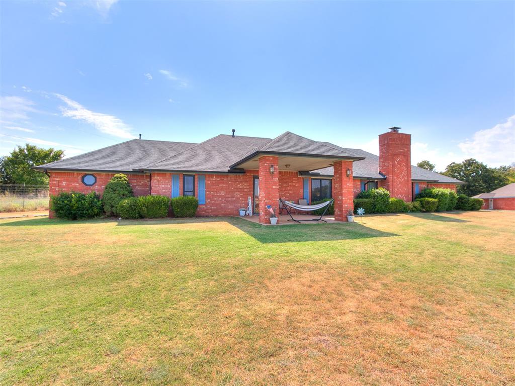 3150 Rolling Hills Drive Property Photo 6