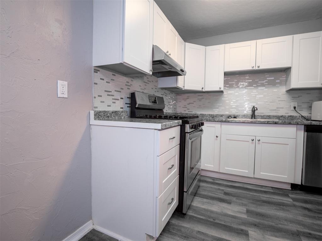 220 W Jacobs Drive Property Photo 12