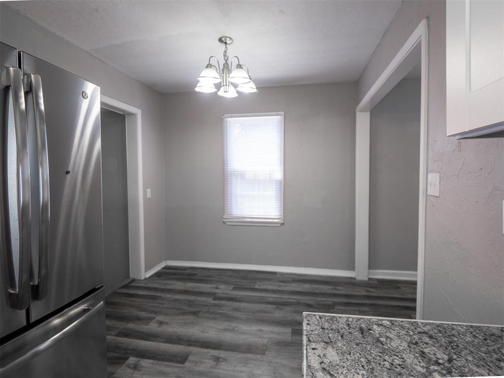 220 W Jacobs Drive Property Photo 16