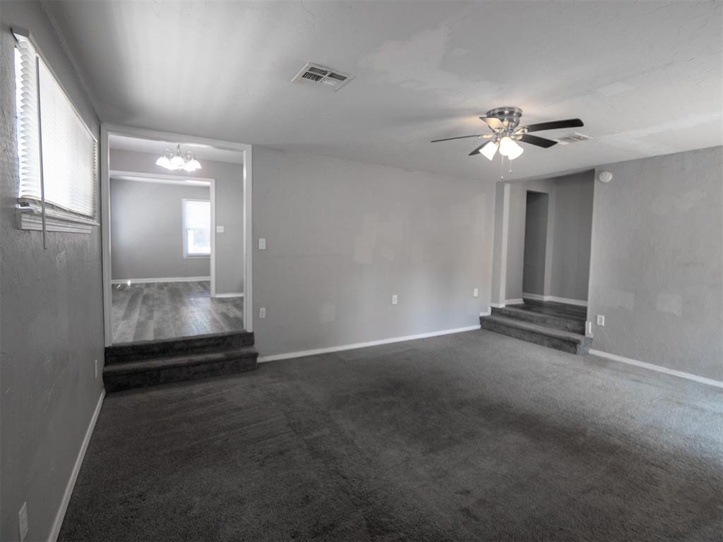 220 W Jacobs Drive Property Photo 19