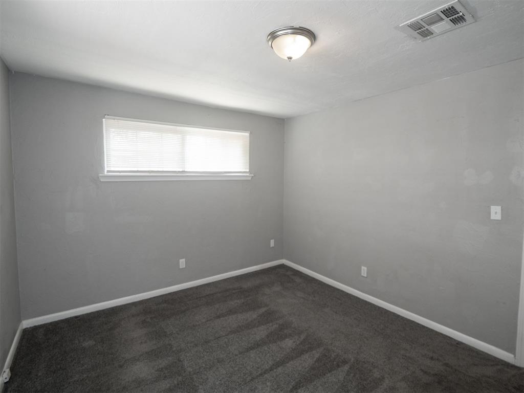 220 W Jacobs Drive Property Photo 24