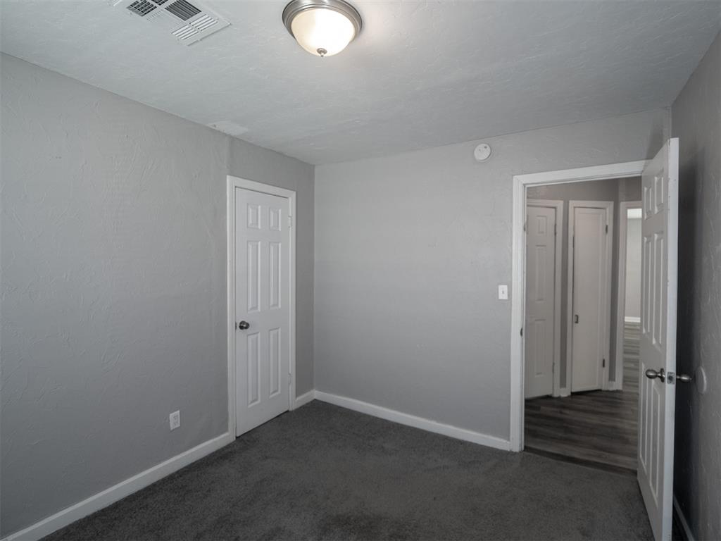 220 W Jacobs Drive Property Photo 30
