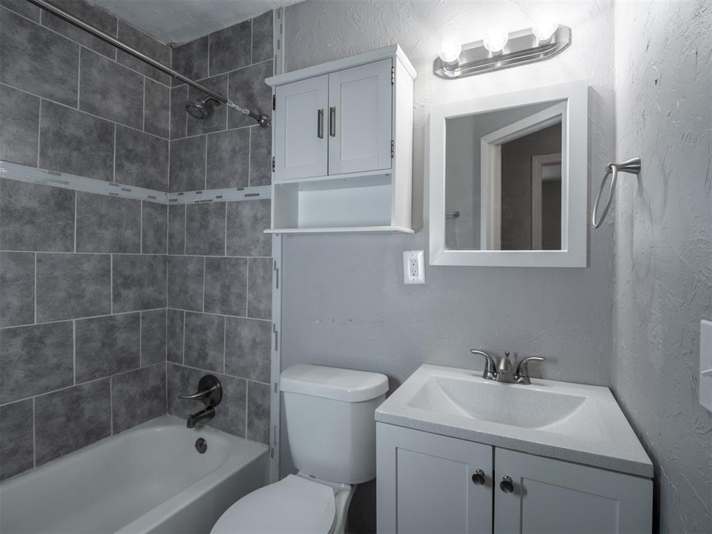 220 W Jacobs Drive Property Photo 32