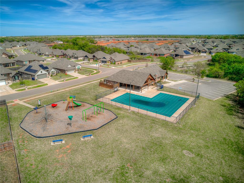 14304 Center Village Way Property Photo 3