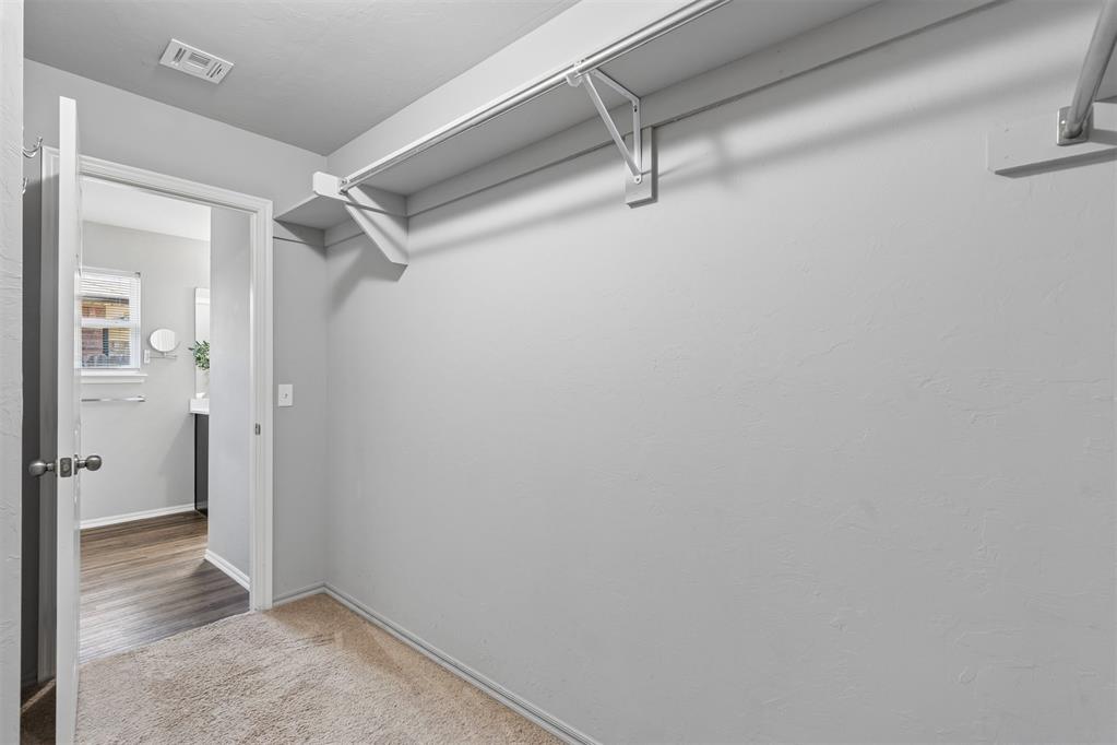 11701 Nw 135th Street Property Photo 21