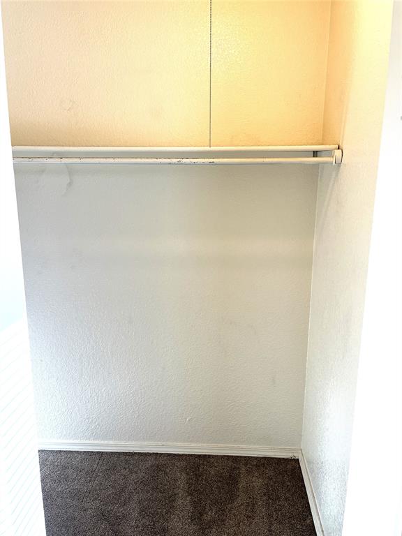 1901 E Lindsey Street 18B Property Photo 1