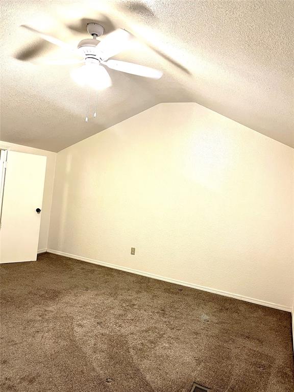 1901 E Lindsey Street 18b Property Photo 11